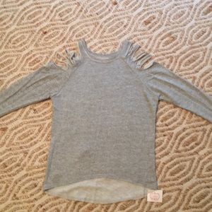 Ladies long sleeve top